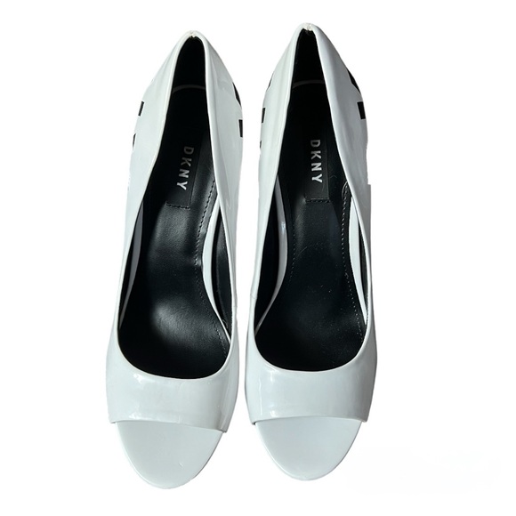 DKNY White Black Silver Peep Toe Heels Size 8.5 - Picture 4 of 5